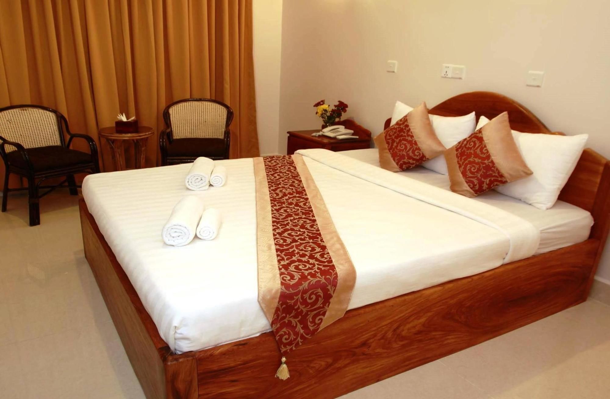 White Beach Hotel Сиханоуквил Екстериор снимка