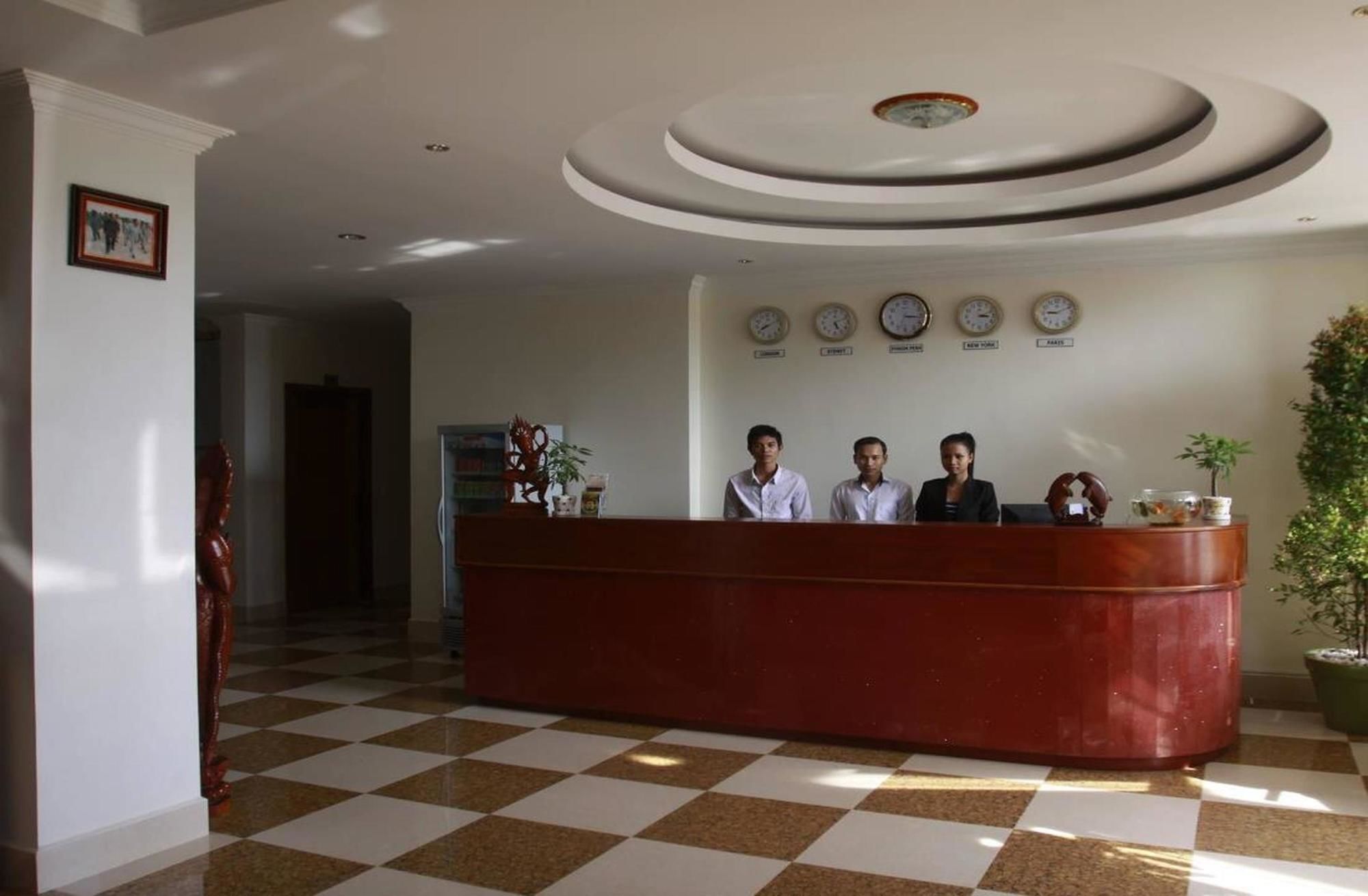 White Beach Hotel Сиханоуквил Екстериор снимка